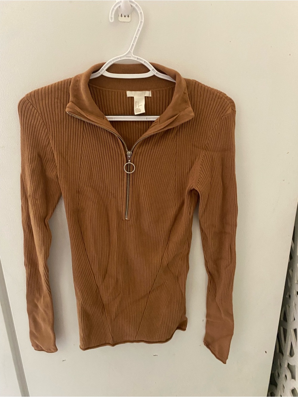 H&M Ribbed Half-Zip Pullover in Camel Brown